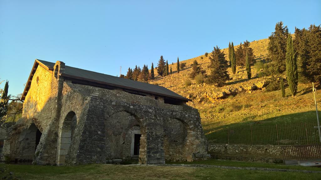 Antichi Feudi Dimora D'Epoca Hotell Teggiano Eksteriør bilde